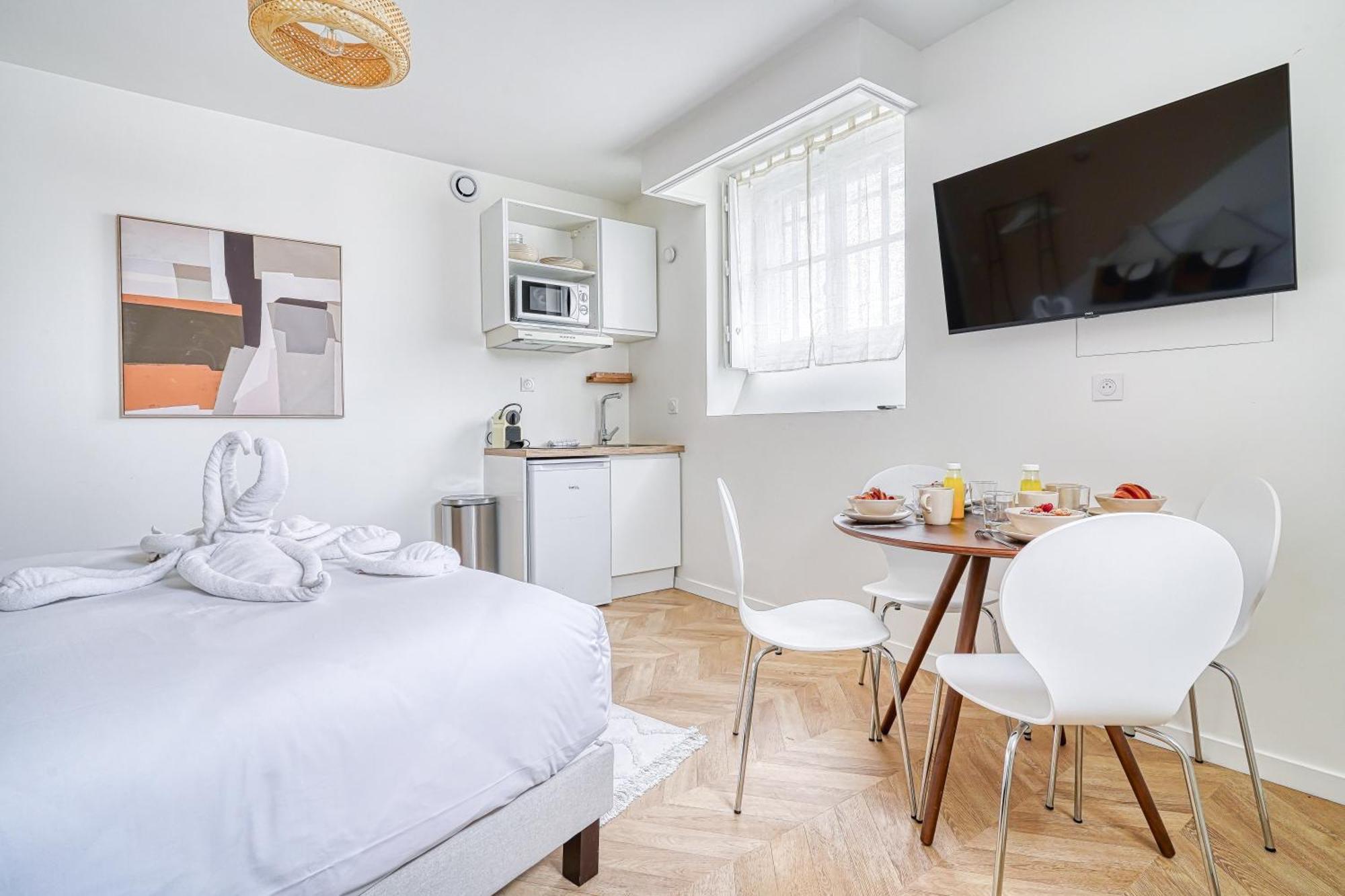 Apartment Quiet Air-conditioned - Close To Batignolles *