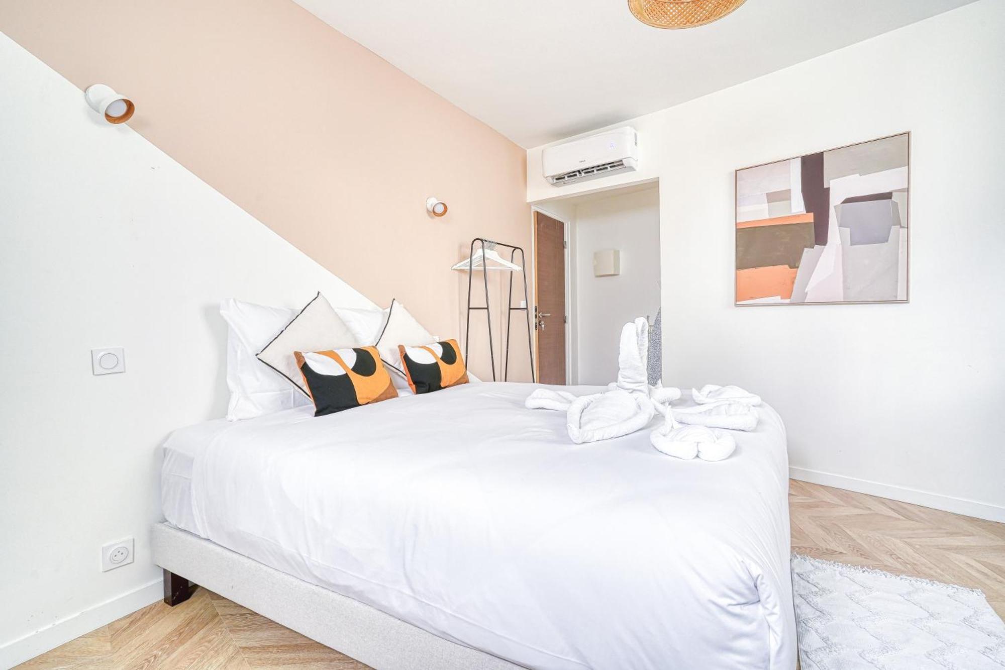 Quiet Air-conditioned - Close To Batignolles